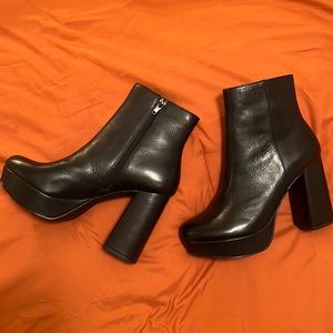 Steve Madden booties
